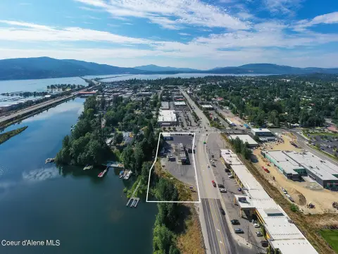 Sandpoint Commercial Property with Businesses