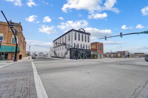 Downtown Office Building with Corner Access