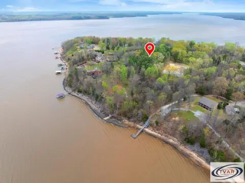 Waterfront Lot in Big Sandy