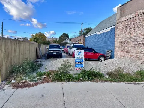 Commercial Land