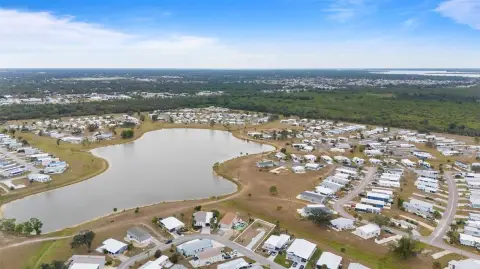 Residential Lot in Holiday Lake