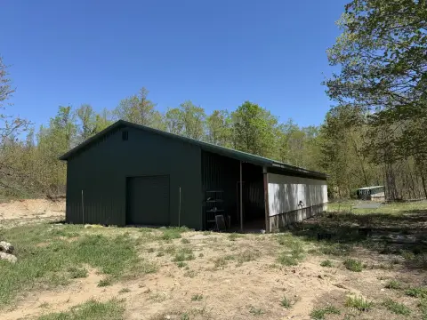 Vanderbilt Land with Pole Barn