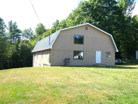 Flex Building with High-Clearance Door