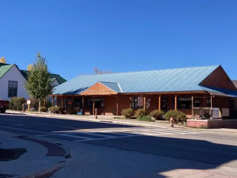 Two-Space Mixed-Use Building