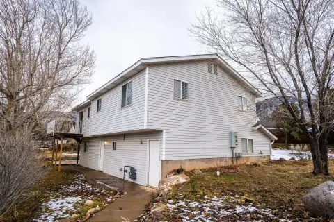 Income Producing Duplex Near SUU