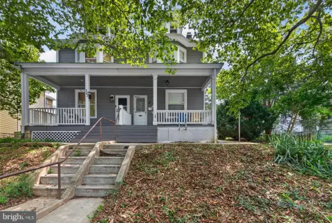 Duplex With Separate Utilities
