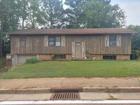 Paris, TN Commercial Property