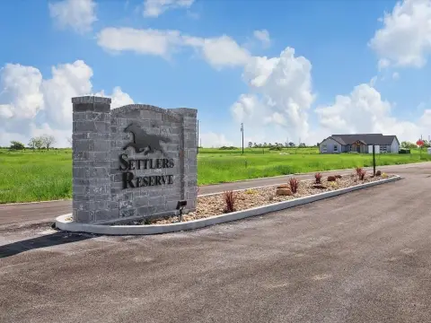Acreage Homesite in Settlers Reserve