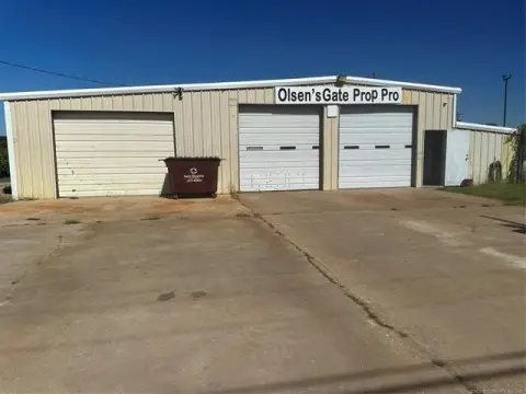 Highway-Frontage Flex Space