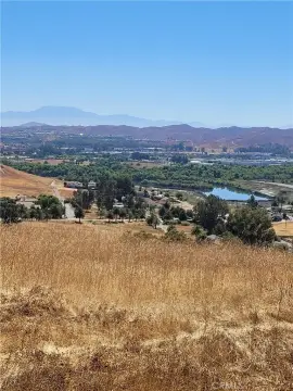 Lake Elsinore View Lot