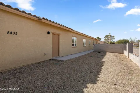 Well-Maintained Duplex in Tucson