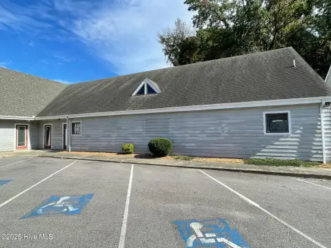 Versatile Two-Story Commercial Building