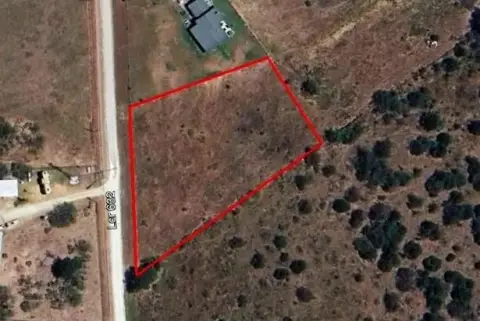 Unrestricted Homesite Near Groesbeck, TX