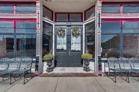Historic Storefront with Courtyard