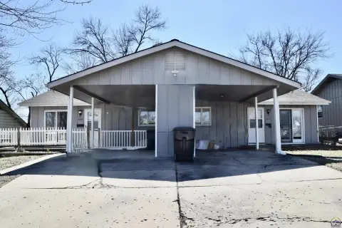 Topeka Duplex Near Amenities