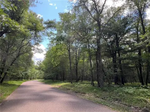 Wooded Recreational Land Parcel