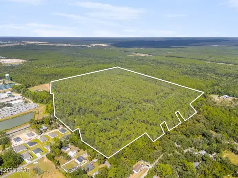 Expansive Freeport Acreage Near Coast