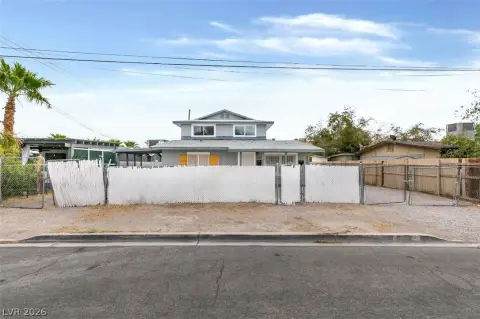 Duplex With Updated Interiors