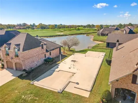 Waterfront Lot in Oak Harbor