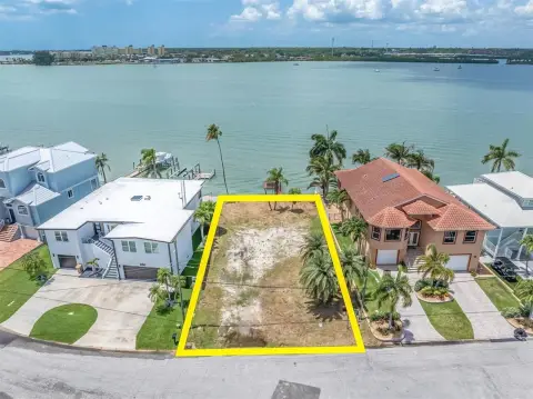 Waterfront Lot in Madeira Beach
