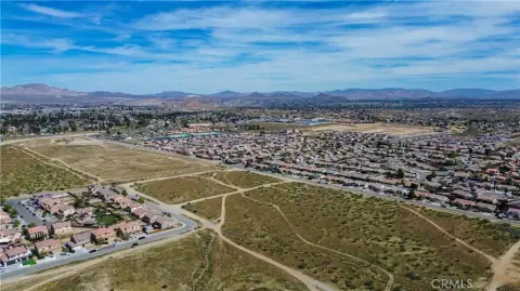 Residential Land in Victorville, CA