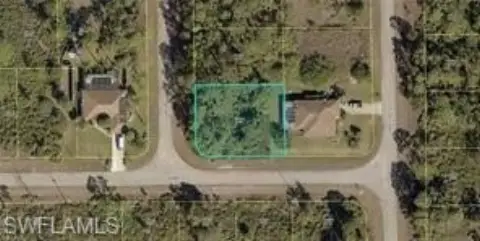 Residential Land in Fort Myers
