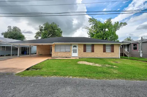 Duplex Property with Storage Building