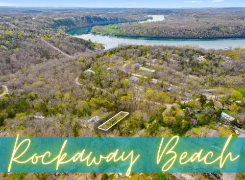 Land Near Lake Taneycomo