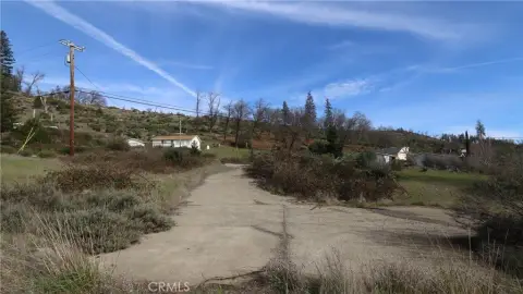 Spacious Lot in Cobb Mountain