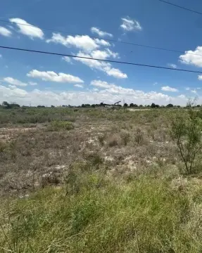 8.65 Acres Corner Lot Land