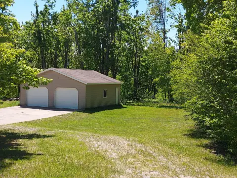 Residential Land with Detached Garage