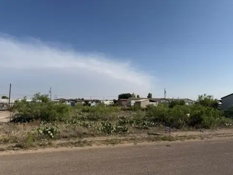 Land Near Upcoming Middle School