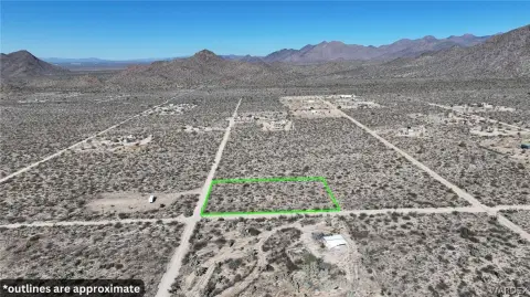 2.21 Acres in Yucca, AZ