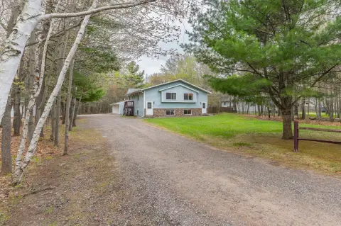 Updated Duplex in Arbor Vitae