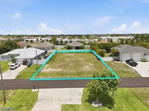 Residential Lot in Cape Coral