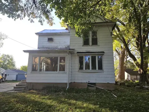 2-Unit Duplex with Flexible Layout