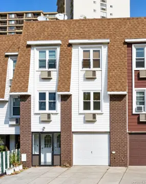 Duplex with Finished Basement