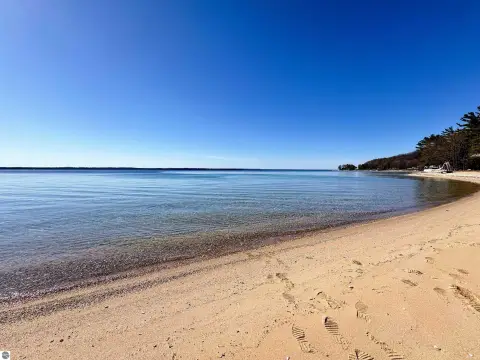 Waterfront Lot on East Bay