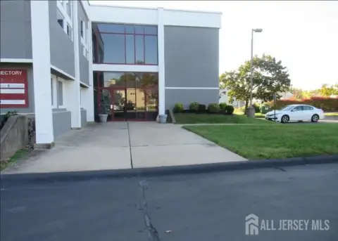 Monroe Office Space on Route 33