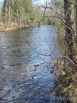 Land Near Sturgeon River
