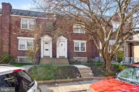 Well-Maintained Duplex in West Oak Lane