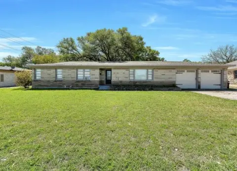 Professional Office Space on Glenview