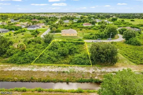 Residential Lot in Lehigh Acres
