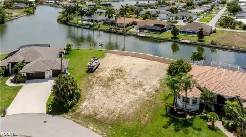 Waterfront Land in Cape Coral