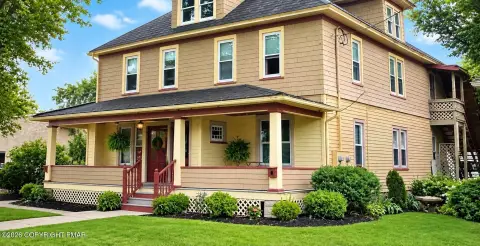 Mixed-Use Property with Two Apartments