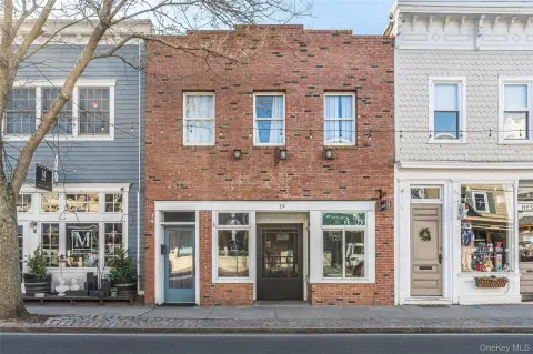 Front Street Storefront Retail Space