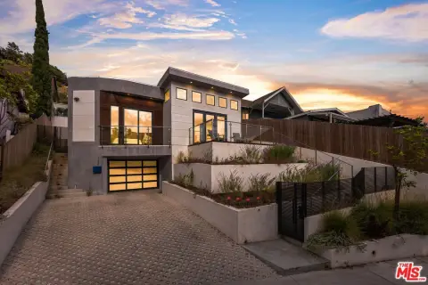 Modern Estate with Panoramic Views