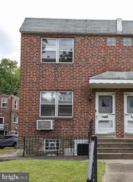 Duplex with Shared Yard