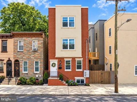 Duplex With Fenced Yard