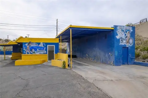 Car Wash Property with Manager Quarters